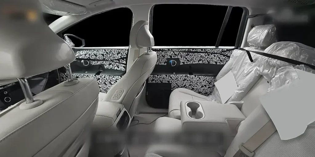 아이오닉7 실내 완전 유출.현대 최고의 차 전기 SUV 된다 19 15 screenshot