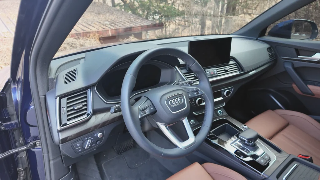 하체는 좋음 아우디 Q5 스포트백 40TDI 콰트로 프리미엄 시승기 2024 Audi Q5 Sportback 40TDI Quattro test drive review 9 52 screenshot